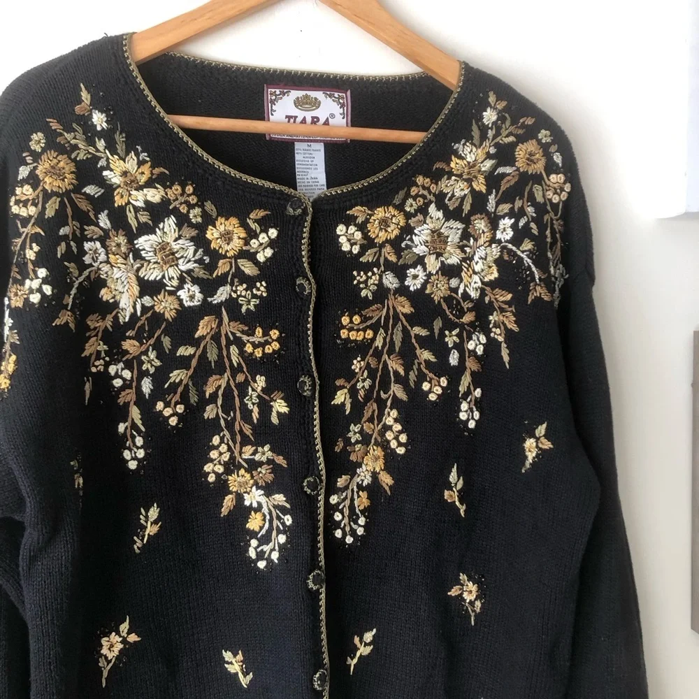 Y2K Tiara International Black Floral Embroidered Cardigan Sweater Medium - Picture 7 of 12